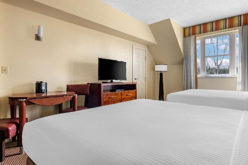 Hilton Vacation Club Lake Tahoe Resort South image 5